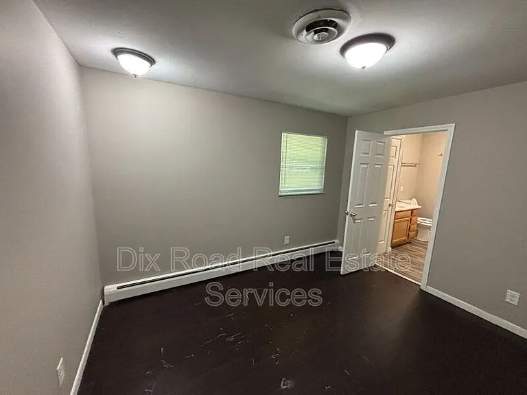 7914 Woody Hollow Dr — Photo 19