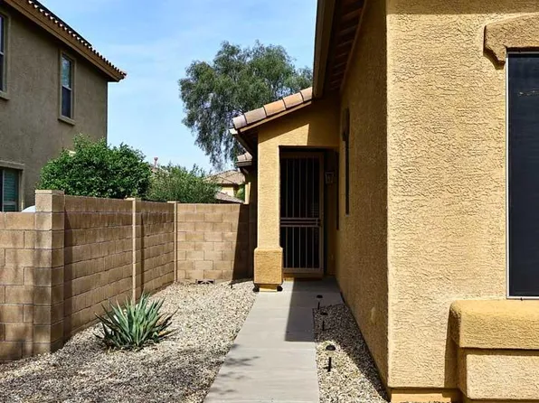 7054 W Eagle Ridge Ln, Peoria, AZ 85383