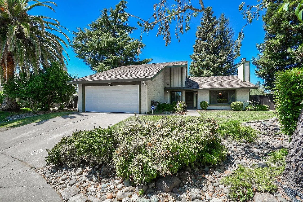 11100 Morgan River Ct photo 1
