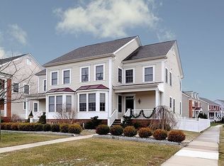 43 Newtown Blvd, Robbinsville, NJ 08691