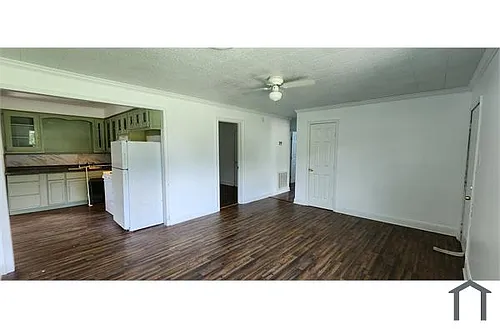 3547 Mission Dr Photo 1