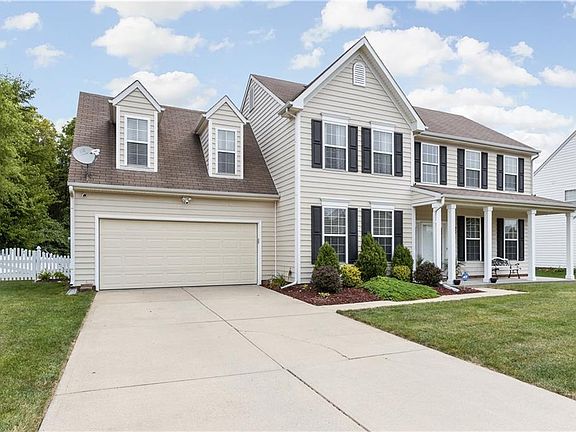 3rd image of 10200 Watkins Ct