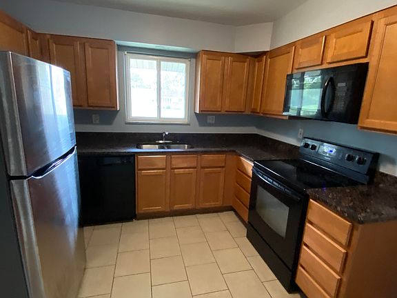 5th image of 8808 Comstock Ct