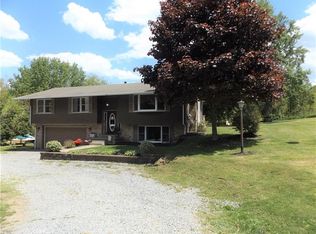 1175 Airport Rd, Aliquippa, PA 15001