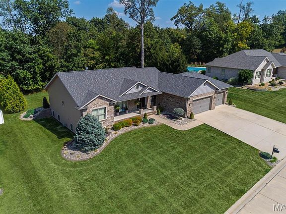 5th image of 55 Independence Dr