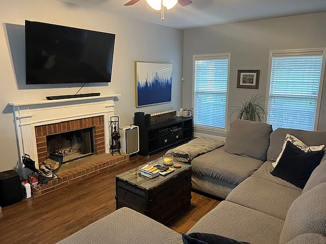 2768 Aston Woods Ln — Photo 6