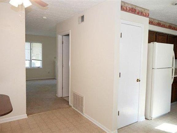 5th image of 1808 Marietta Dr #A