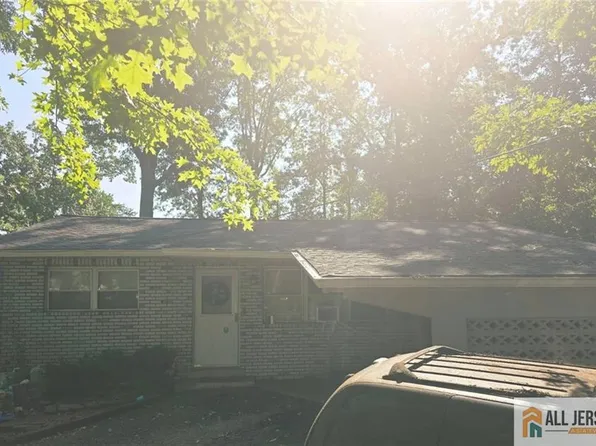30 Caswell Ave, Fords, NJ 08863