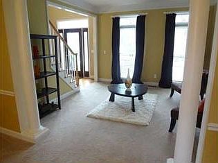 3rd image of 1125 Montclair Way