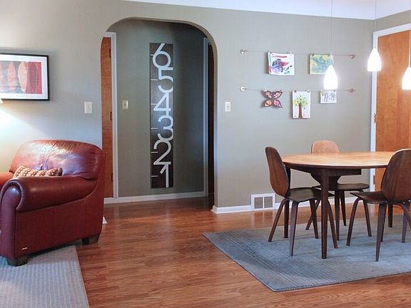 3rd image of 5544 Osgood Ave N
