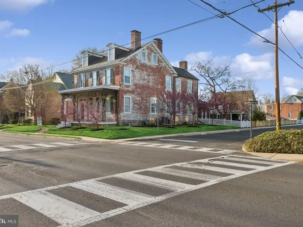 115 E Washington Ave, Newtown, PA 18940