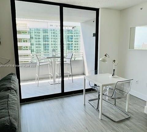 5th image of 1330 West Ave APT 1512