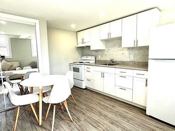 5th image of 1495 Gladstone Ave #105