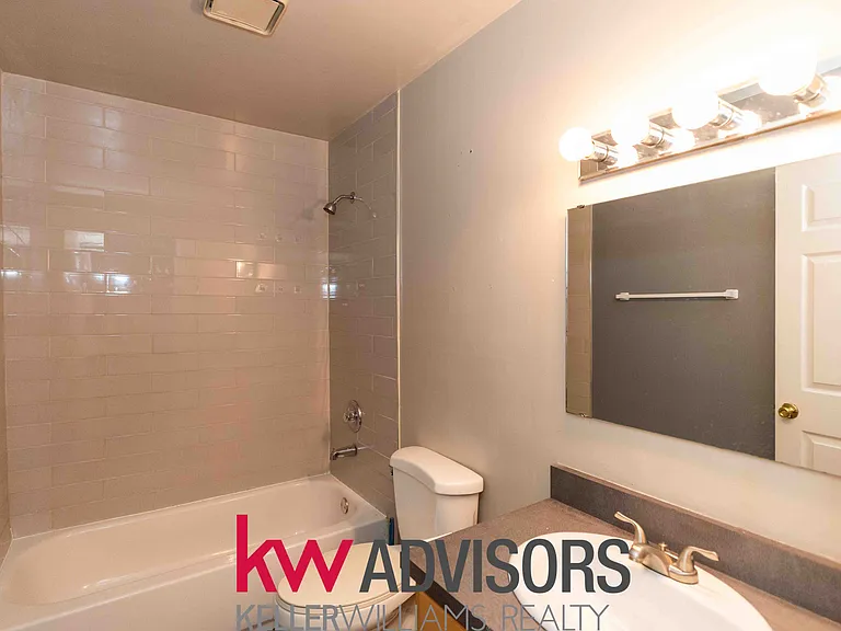 1324 Chapel St #1 — Photo 7