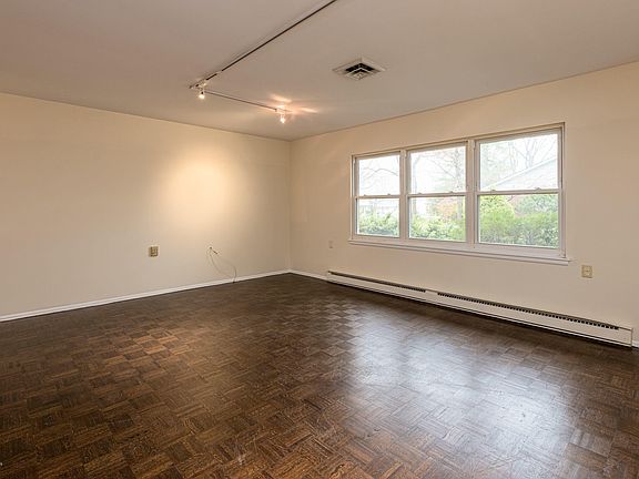 5th image of 154D Huntington Dr #1004