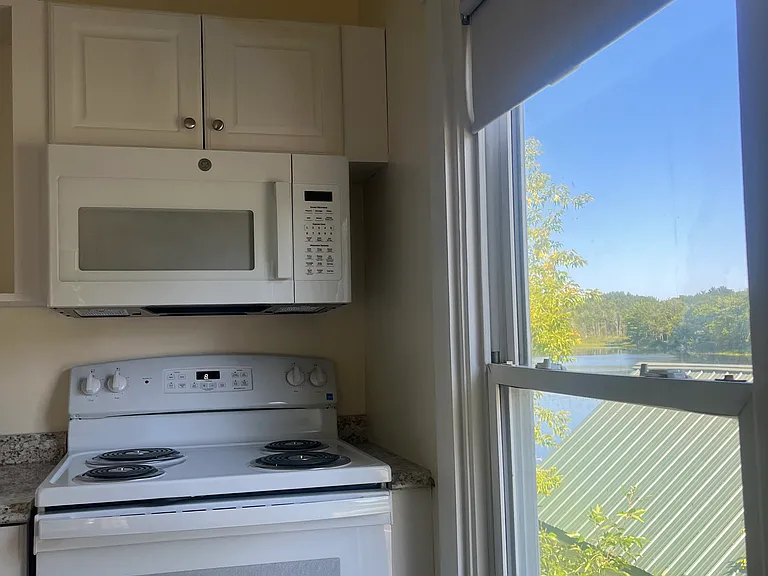 254 N Main St #2 — Photo 4