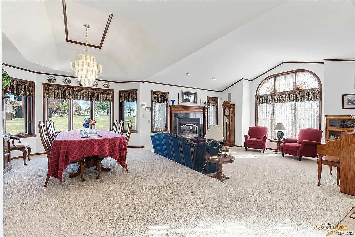 Building Photo - 1348 Panorama Cir