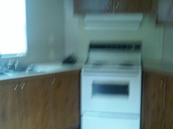2nd image of 1335 Concord St Trlr 6