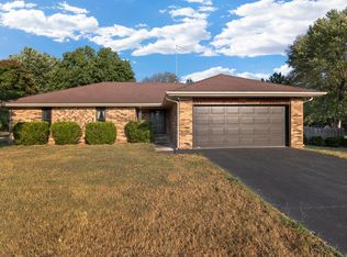 8430 N Oaklawn Dr, Willard, MO 65781