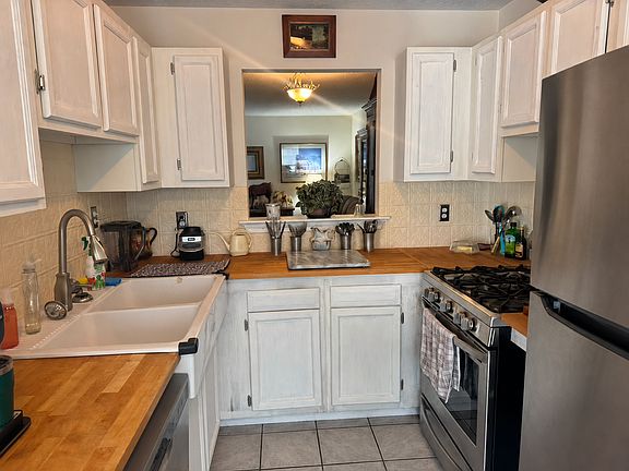 4th image of 103 Gateway Dr