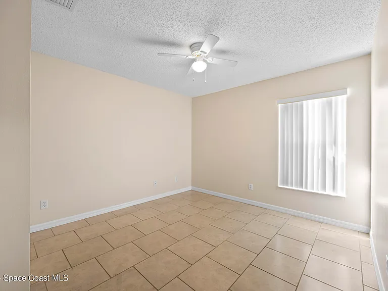 4800 Manchester Dr — Photo 26