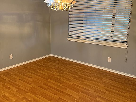 2nd image of 726 Judy Ln