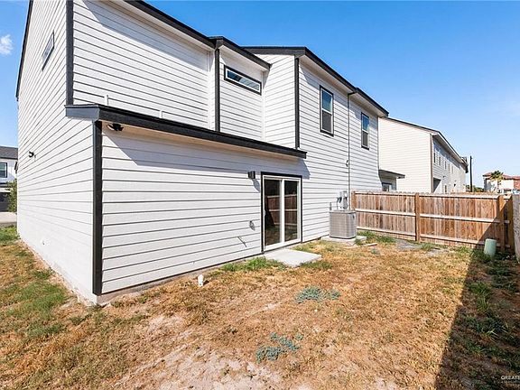 2nd image of 2800 Stablewood