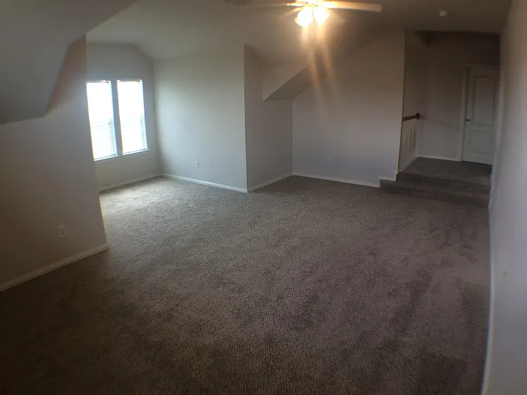 2401 Morning Dew Dr — Photo 14