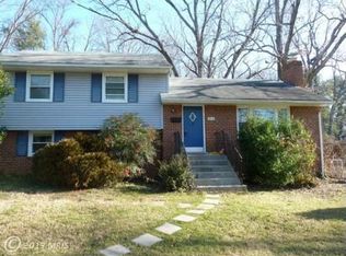 2119 Reynolds St, Falls Church, VA 22043