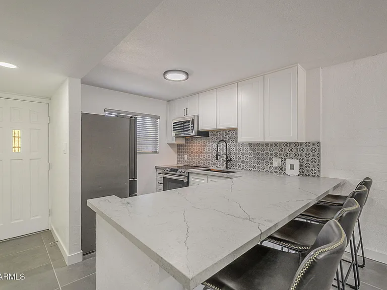 4701 N 68th St #111 — Photo 2