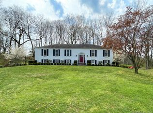 114 Orchard Hill Ln, Middletown, CT 06457