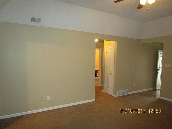 5th image of 2283 Hometown Dr