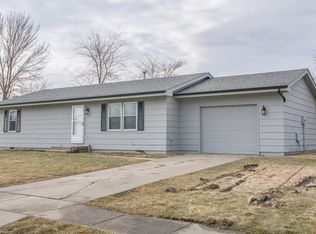 1005 Lincoln St SE, Bondurant, IA 50035