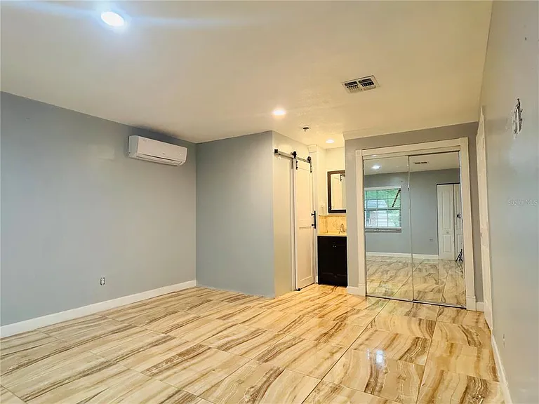 5354 Lanyard Ct — Photo 10