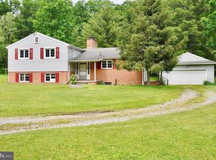 682 Decker Hollow Rd, Tyrone, PA 16686