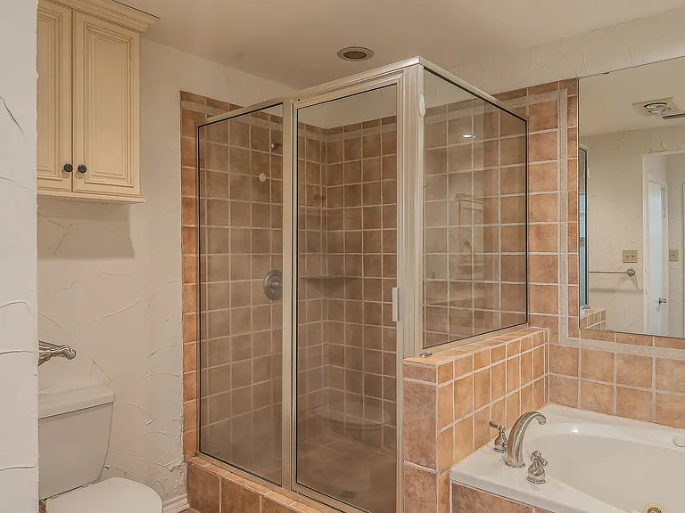 3704 Hulen Park Dr — Photo 38