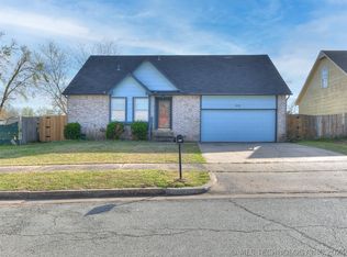 232 S 164th East Pl, Tulsa, OK 74108