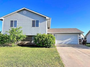 4905 E Pembrook St, Wichita, KS 67220