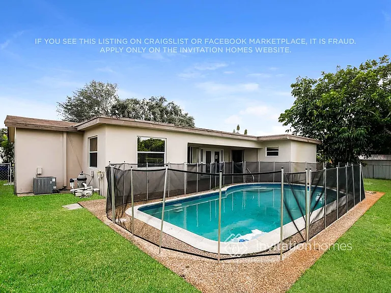 8950 SW 53rd St — Photo 16
