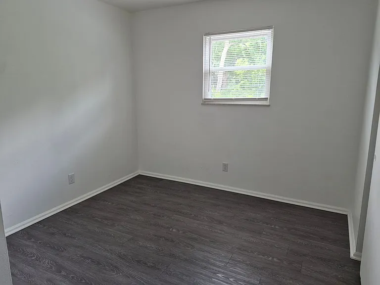 3514 Valleston Pkwy — Photo 8
