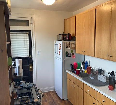 5th image of 1019 S Oak Park Ave APT 3B