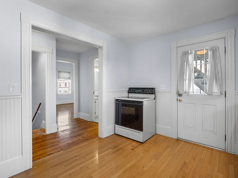 157 Merriam Ave #2 — Photo 12