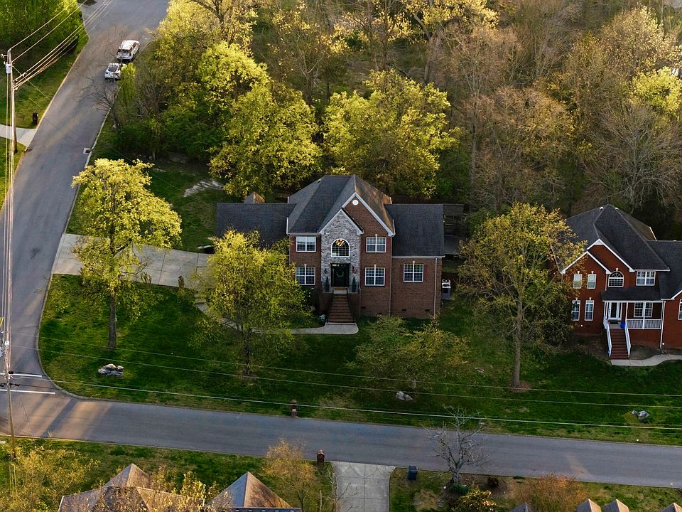 2nd image of 502 Finsbury Ct