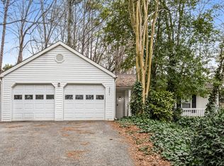 2201 River Woods Way, Woodstock, GA 30188