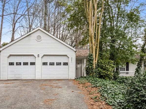 2201 River Woods Way, Woodstock, GA 30188