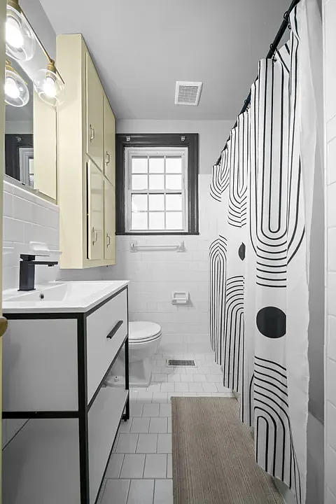 1 bed, 2358 sqft, $975 — Photo 4