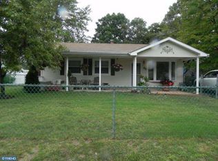 62 Highland Ave, Sicklerville, NJ 08081