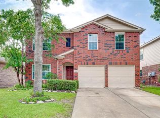 17626 S Summit Canyon Dr, Houston, TX 77095