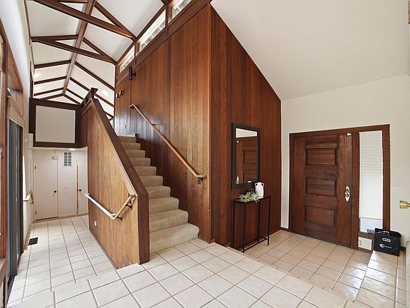 3rd image of 2656 Fir Park Way