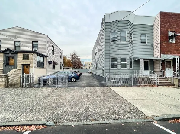 61 Wales Avenue image 1 of 19